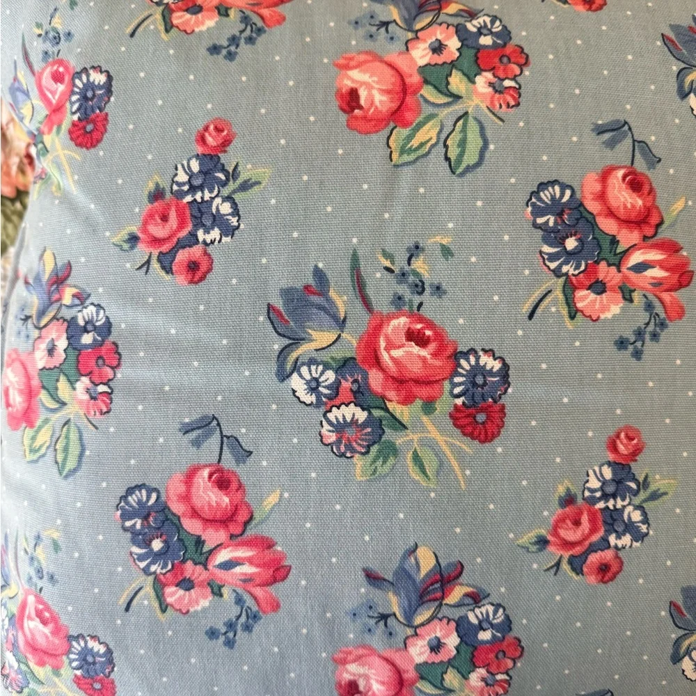 Waverly Twin Comforter & Pillow Set - Pink Rose Print